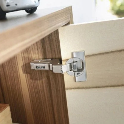 Dobradiça Super Curva 110° com Amortecimento | Blumotion Stand | Completa | Blum - Dobradiças