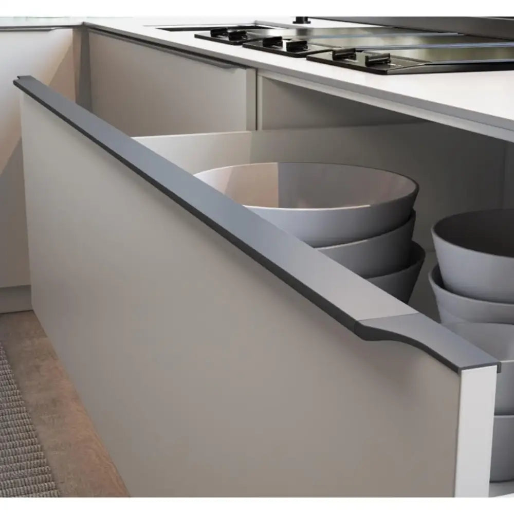 Puxador Facetato Rometal | RM-183 | Titânio Fosco | Barra 3 Metros - Puxadores